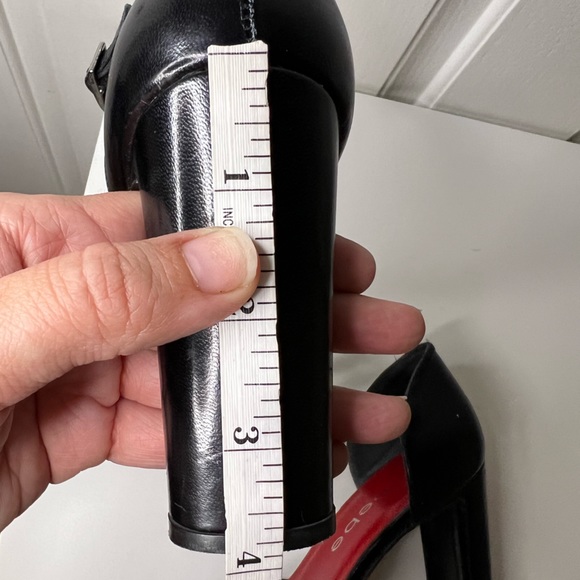 Bebe Y2K Strappy Leather Open toe Heels size 6 - Picture 9 of 12